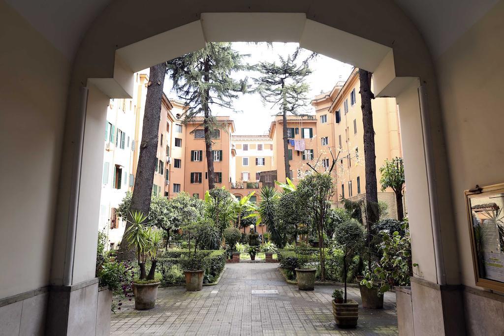 Caracciolo Guest House Roma Exterior foto