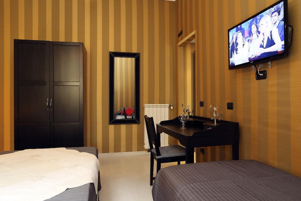 Caracciolo Guest House Roma Quarto foto